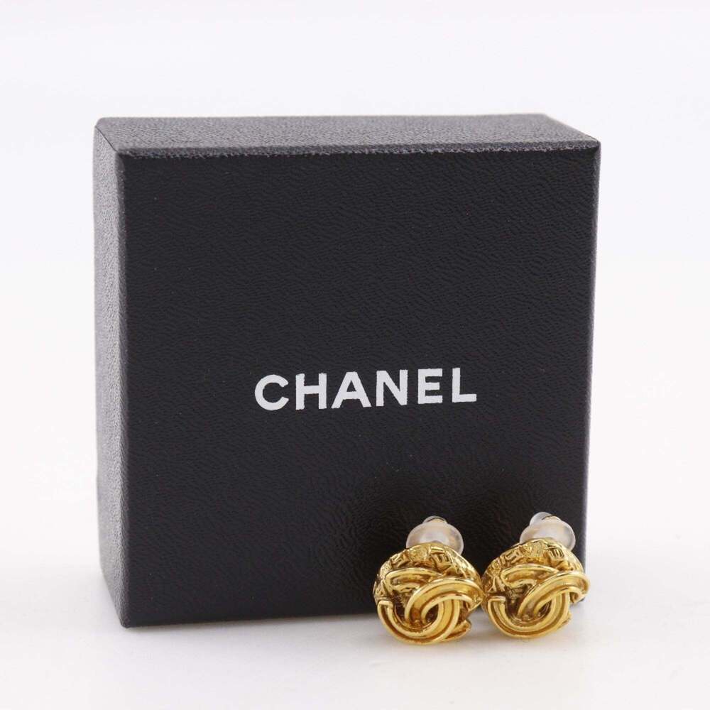 CHANEL Authentic Vintage Gold Logo Earrings - Picture 6 of 6